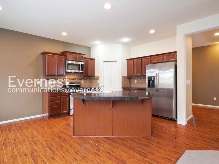 8507 12th St Se - Photo 3 of 25