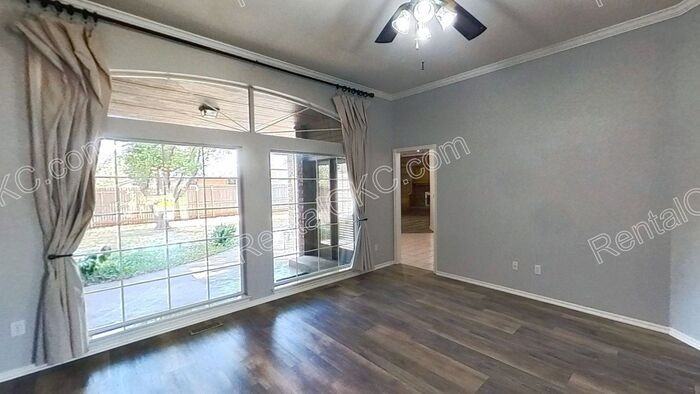 15713 Arbuckle Hts - Photo 4 of 37