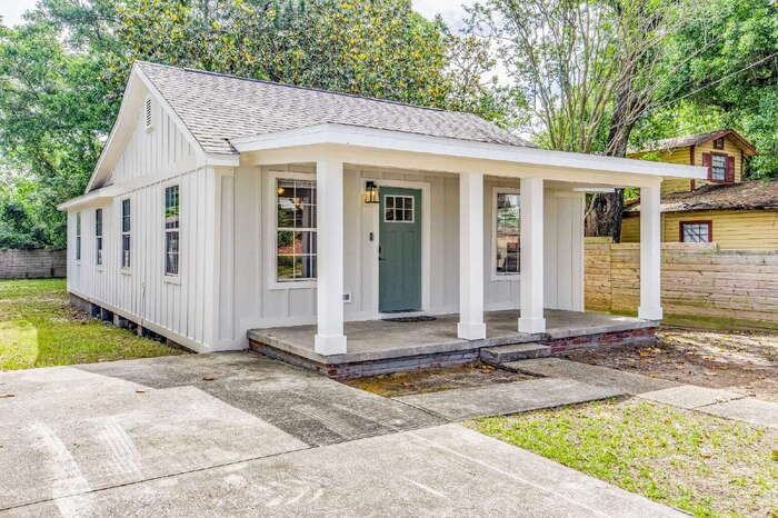 206 N G St - Photo 2 of 35