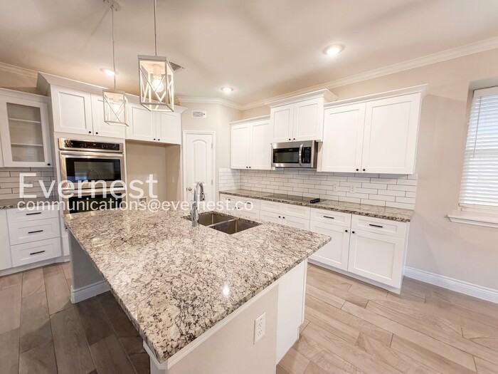 8403 Grayson Trl - Photo 6 of 30