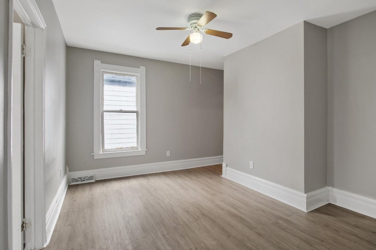 304 Baker Ave, Syracuse, NY 13205 - Photo 5 of 10