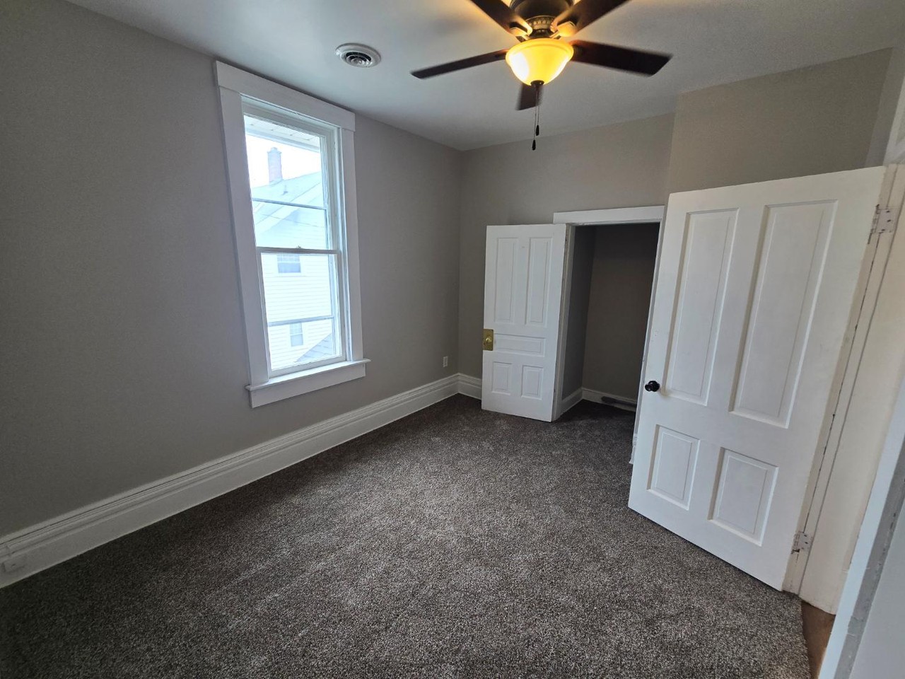 220 West Hardin Street - Photo 7 of 19