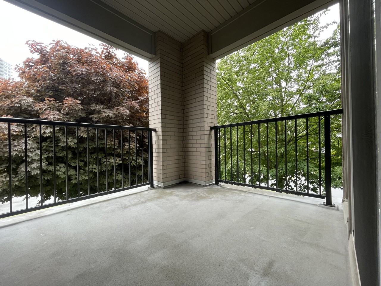 13321 102 A Avenue - Photo 7 of 11