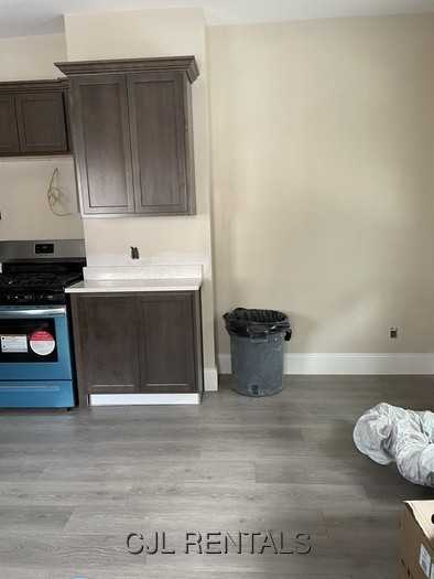 91 Ash St #1 - Photo 4 of 20
