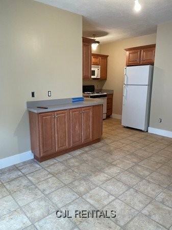 87 Pond St - Photo 4 of 18