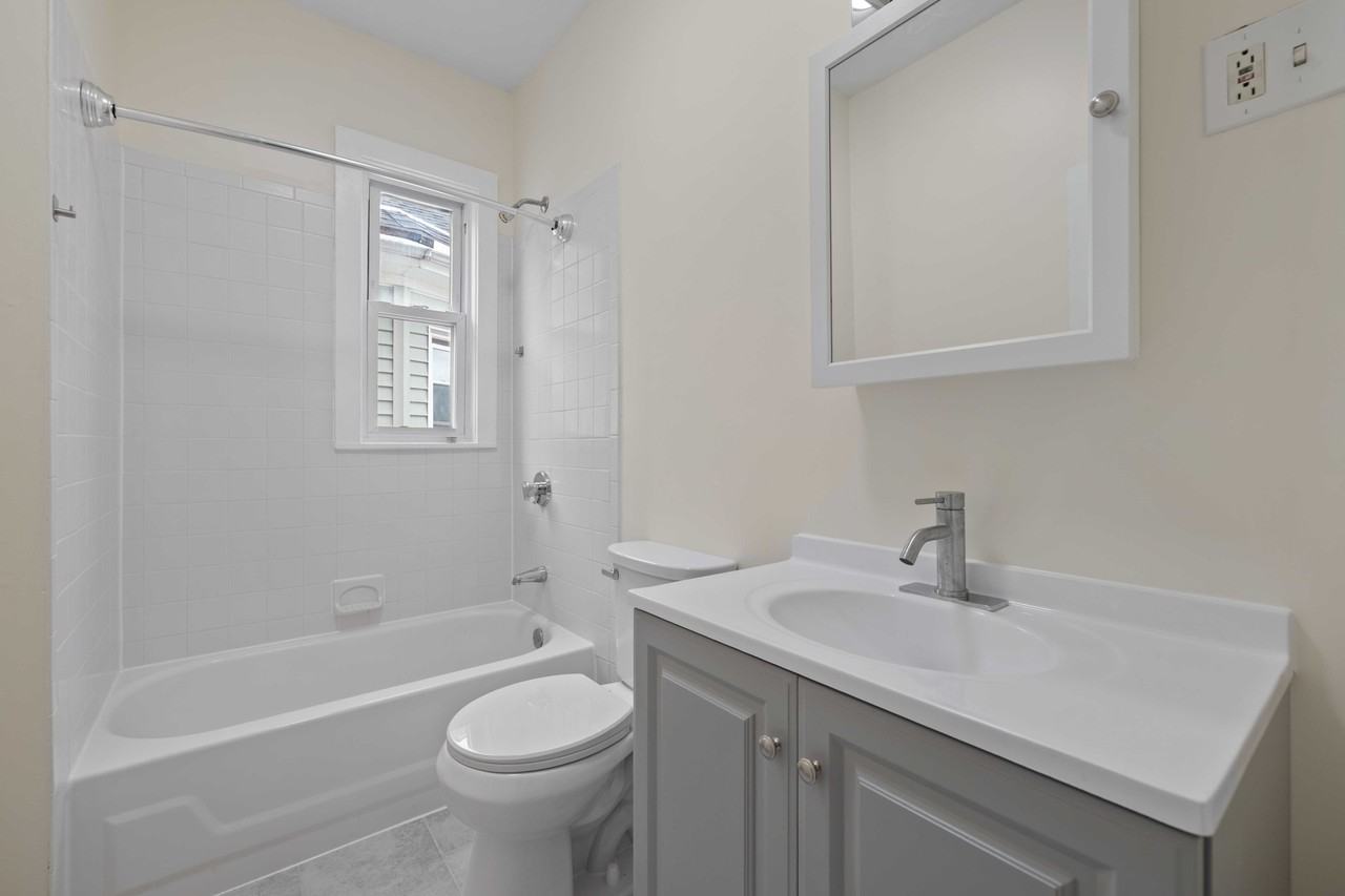 507 Geneva Ave #3 - Photo 4 of 23