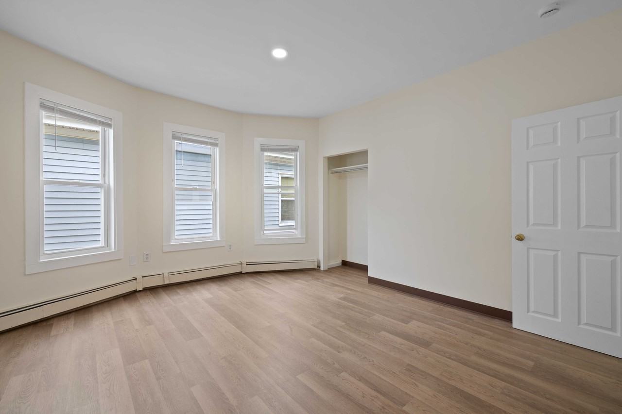 507 Geneva Ave #3 - Photo 6 of 23