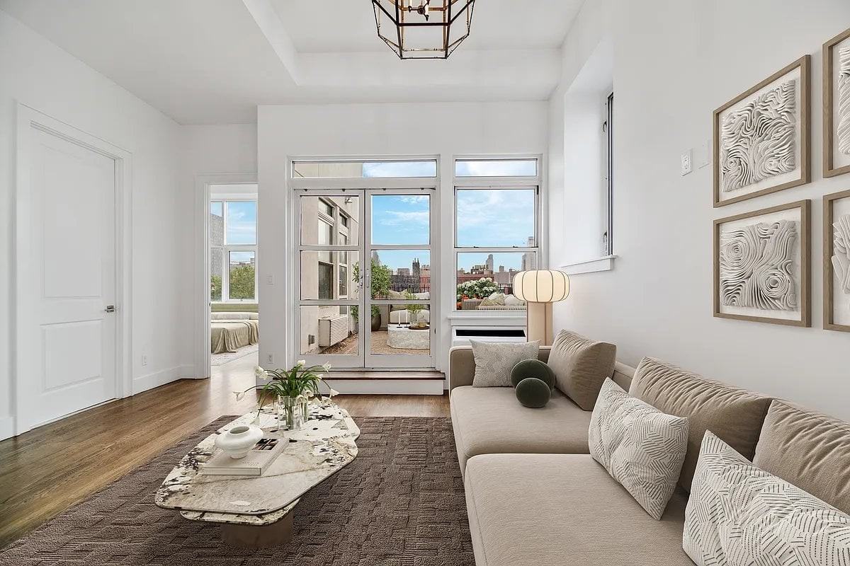 114 Ridge St #CPH - Photo 2 of 7