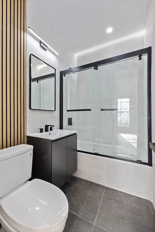 163 1st Ave #2E - Photo 6 of 6