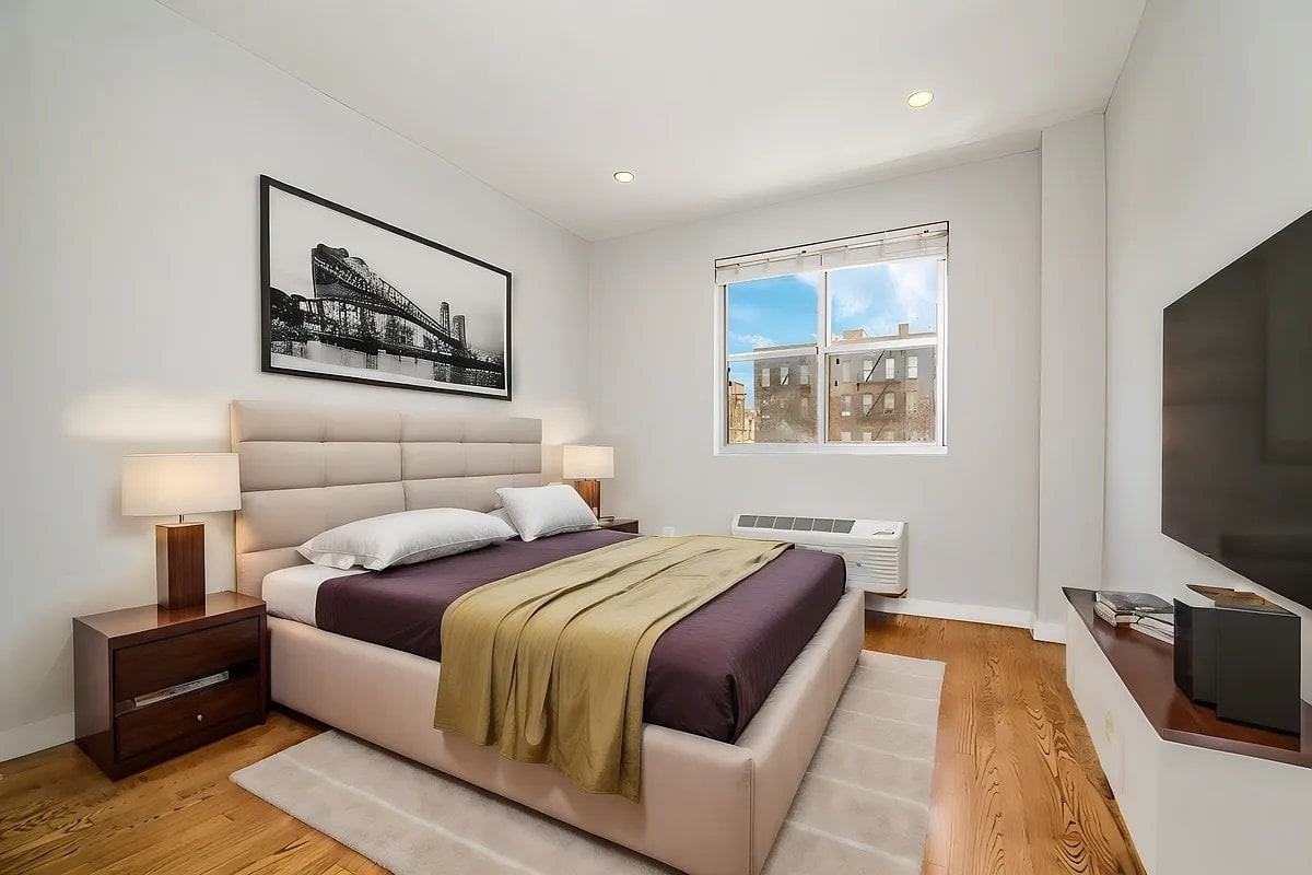 152 Ludlow St #4B - Photo 2 of 5