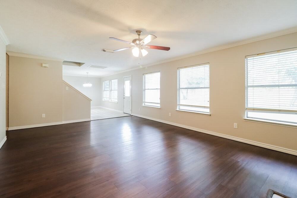 3831 Woodlace Dr - Photo 5 of 17