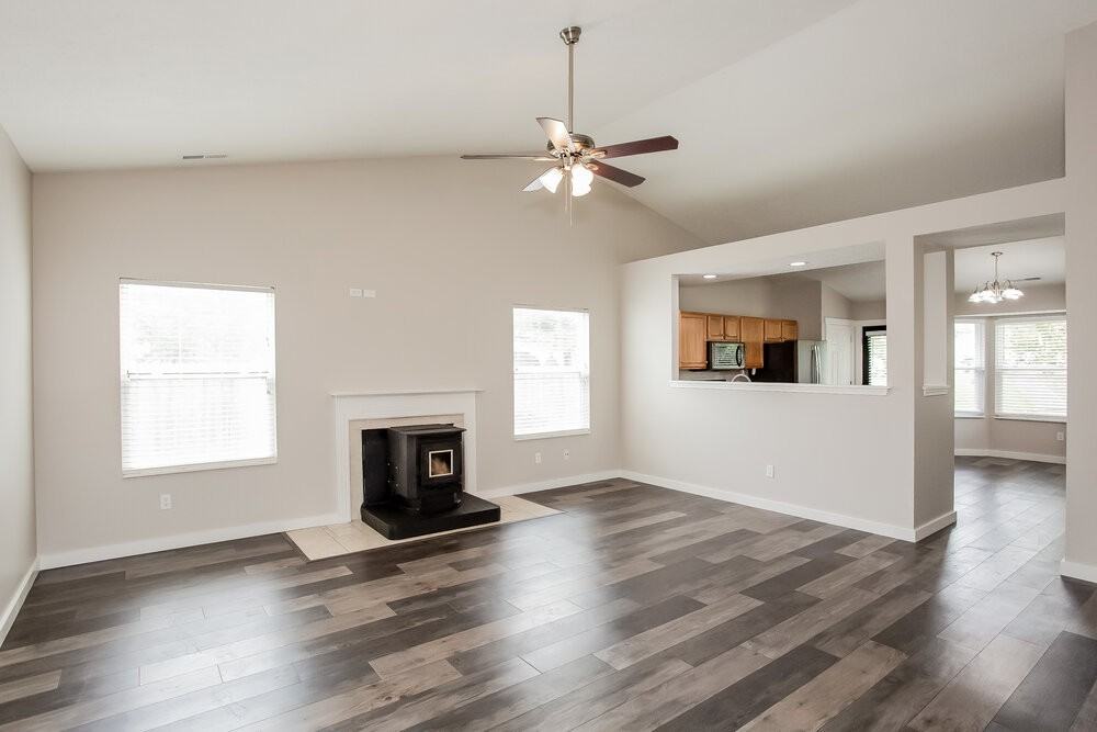 5620 Willowridge Ct - Photo 4 of 16