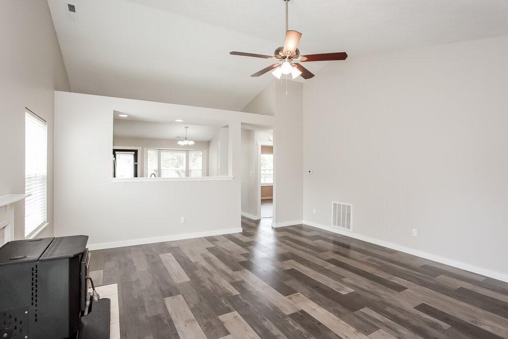 5620 Willowridge Ct - Photo 5 of 16