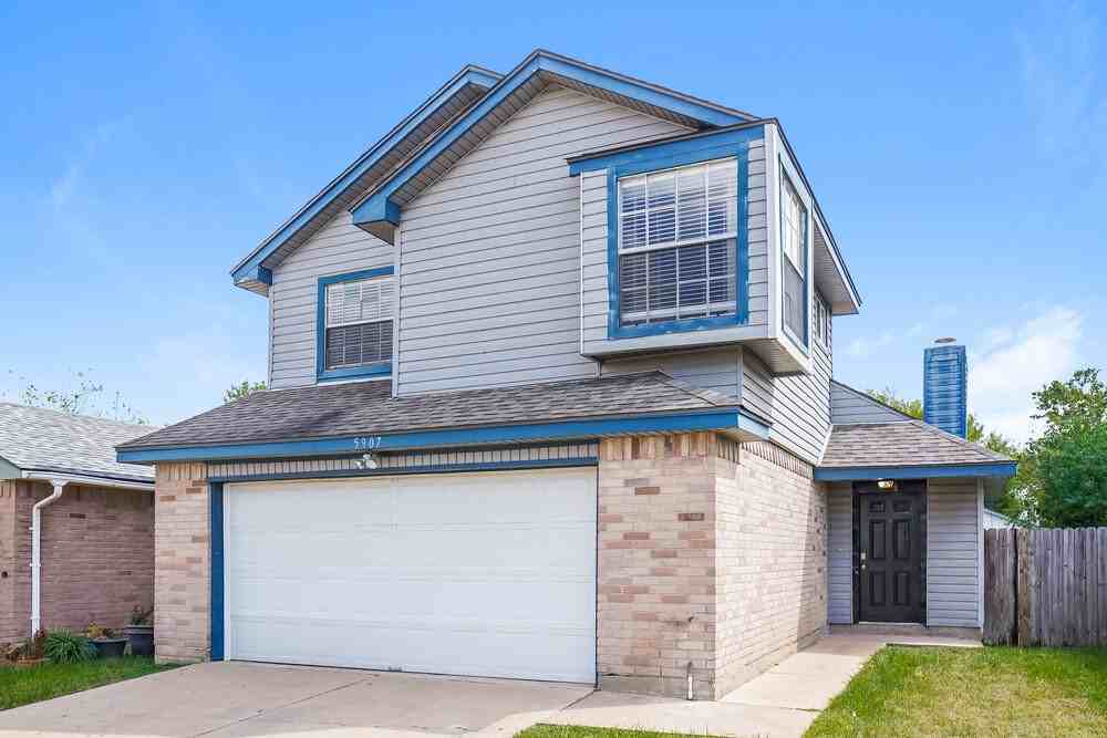 5907 Beaconridge Dr - Photo 4 of 17