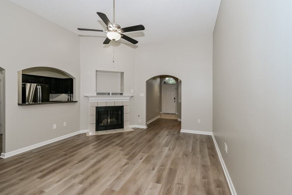 5848 Hayden Cv - Photo 5 of 16