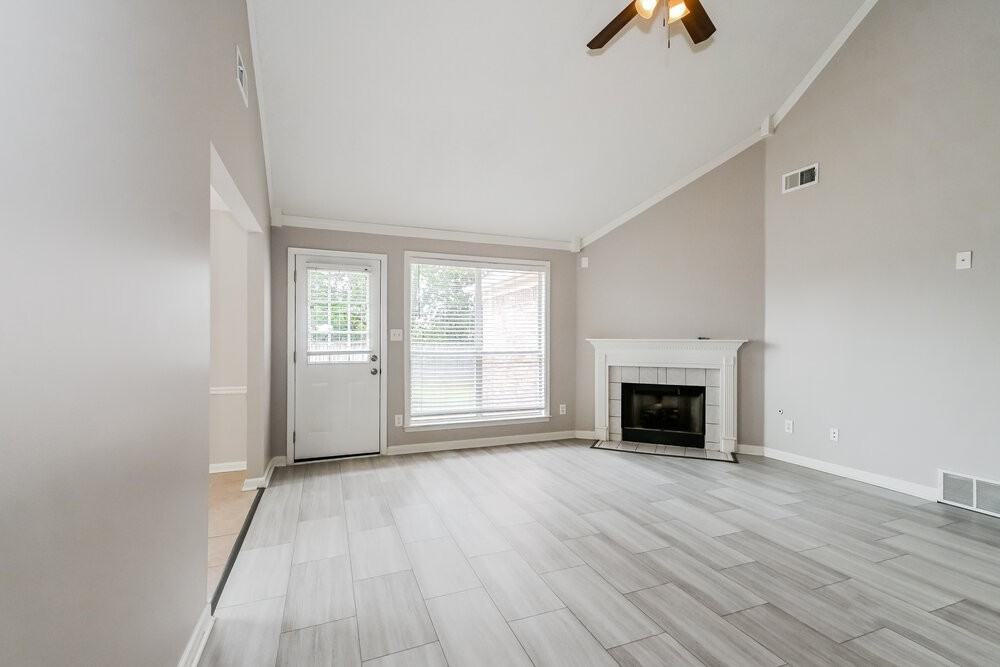 1141 Red Fern Cir E - Photo 5 of 17