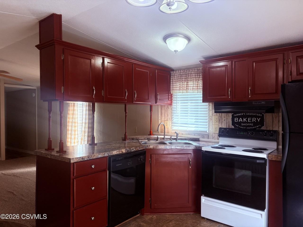 843 Reber Rd - Photo 5 of 22