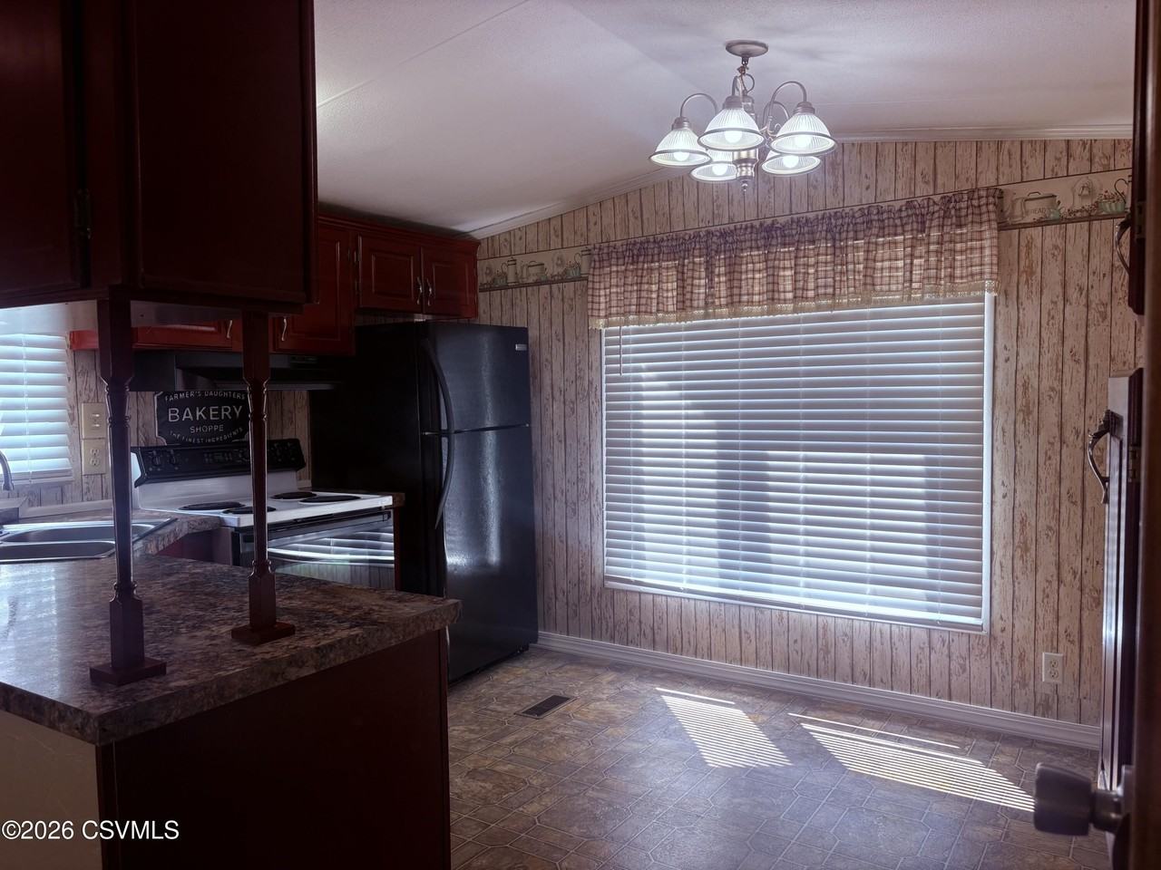 843 Reber Rd - Photo 6 of 22