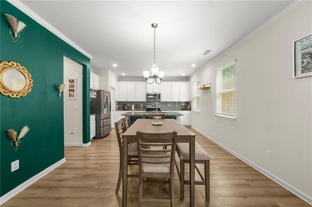 2195 Cormac St - Photo 6 of 34