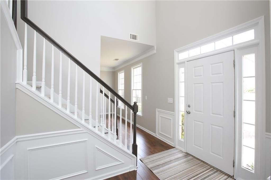3050 Winston Terrace Ct - Photo 2 of 24