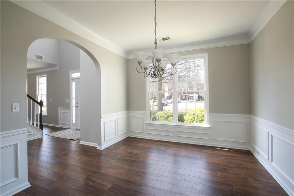 3050 Winston Terrace Ct - Photo 5 of 24