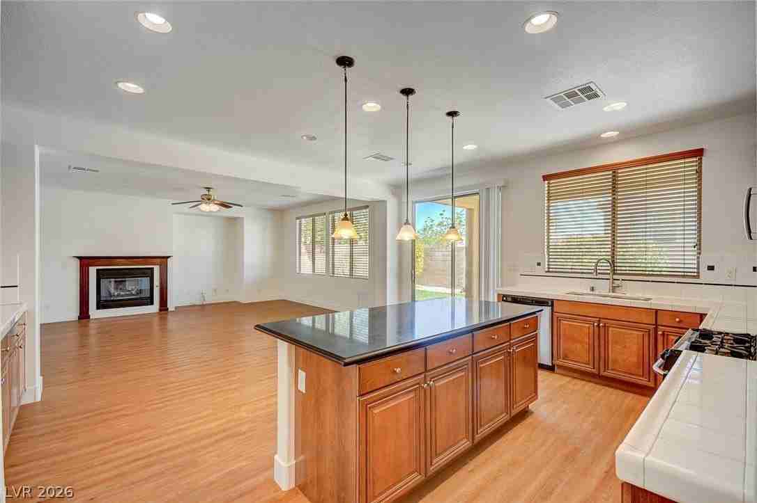 6820 Rolling Boulder St #0 - Photo 6 of 14