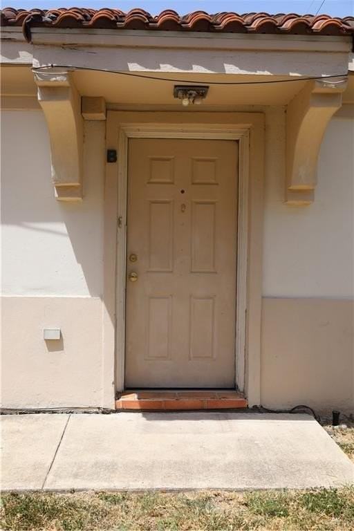 606 Buena Vista Dr #B - Photo 4 of 25