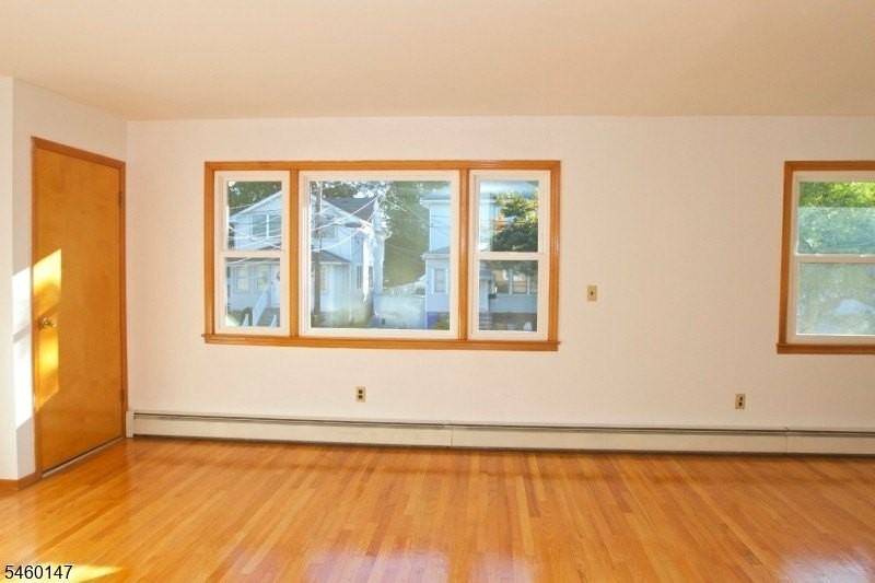 426 Laurita St - Photo 2 of 18