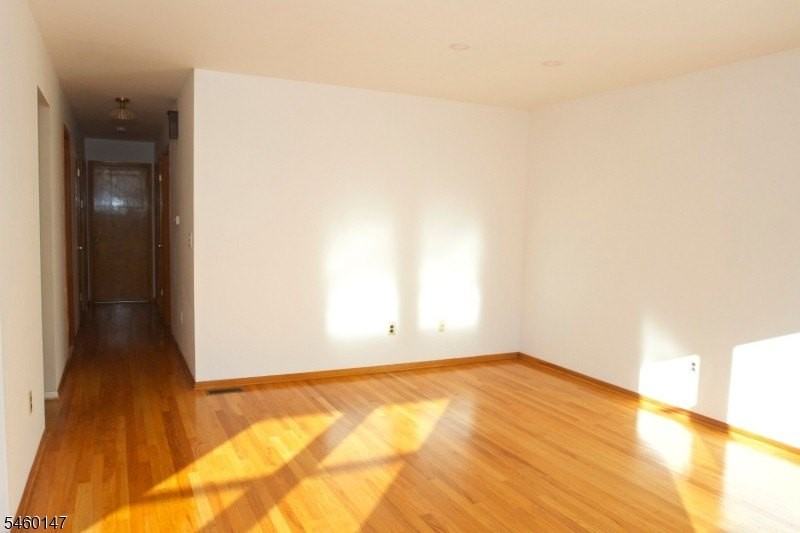 426 Laurita St - Photo 5 of 18