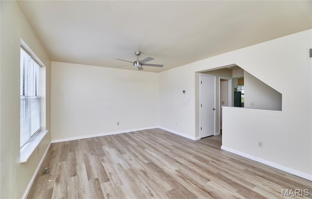 61 Woodlake Ct - Photo 4 of 25