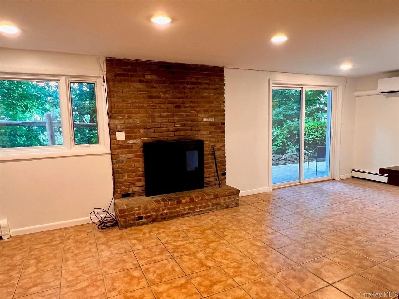 31 Terrace Dr - Photo 7 of 8