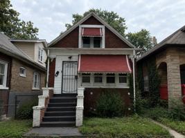 featured image of 7621 S Eberhart Ave