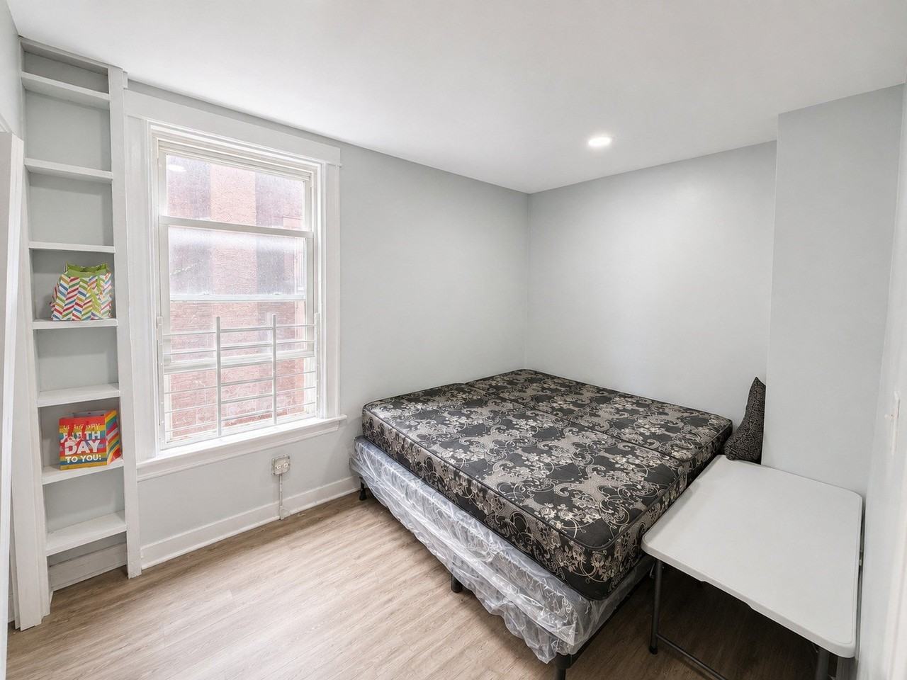 7621 S Eberhart Ave - Photo 4 of 8