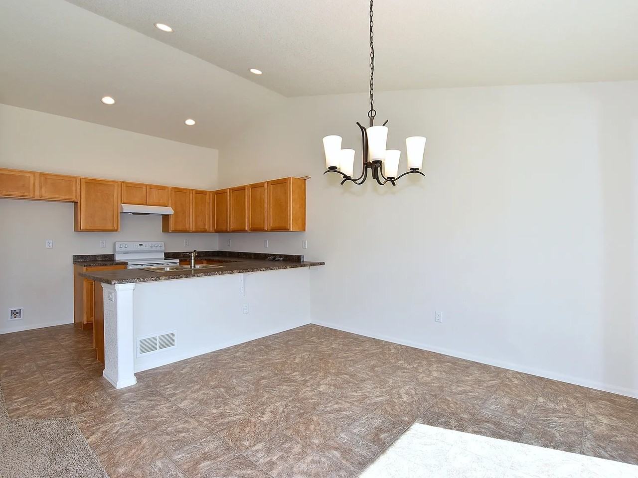 1713 102nd Avenue - Photo 3 of 7