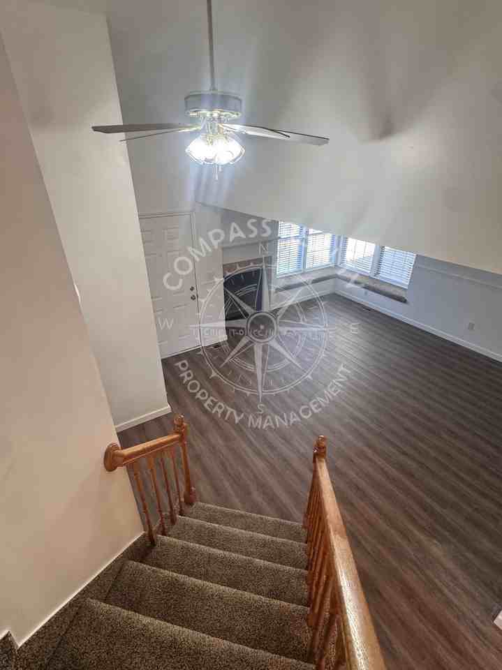 1226 W Brandonwood Dr #1 - Photo 4 of 22