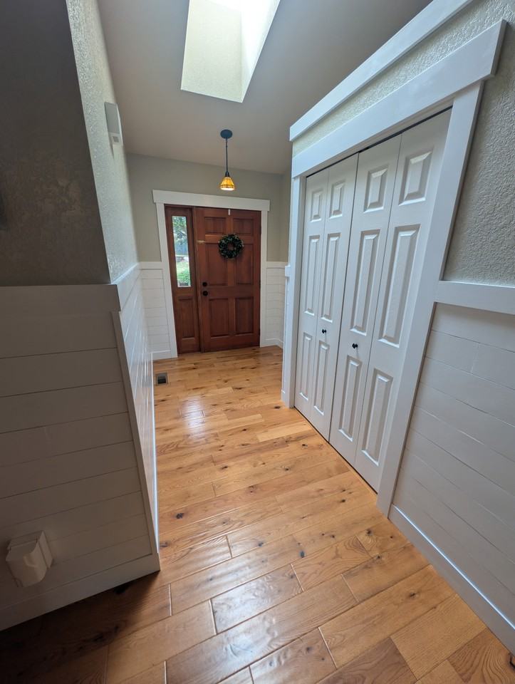 1432 Nw Island Lake Rd #1 - Photo 5 of 29