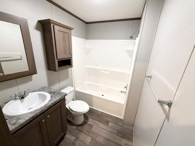 46000 Geddes Rd #413 - Photo 5 of 7