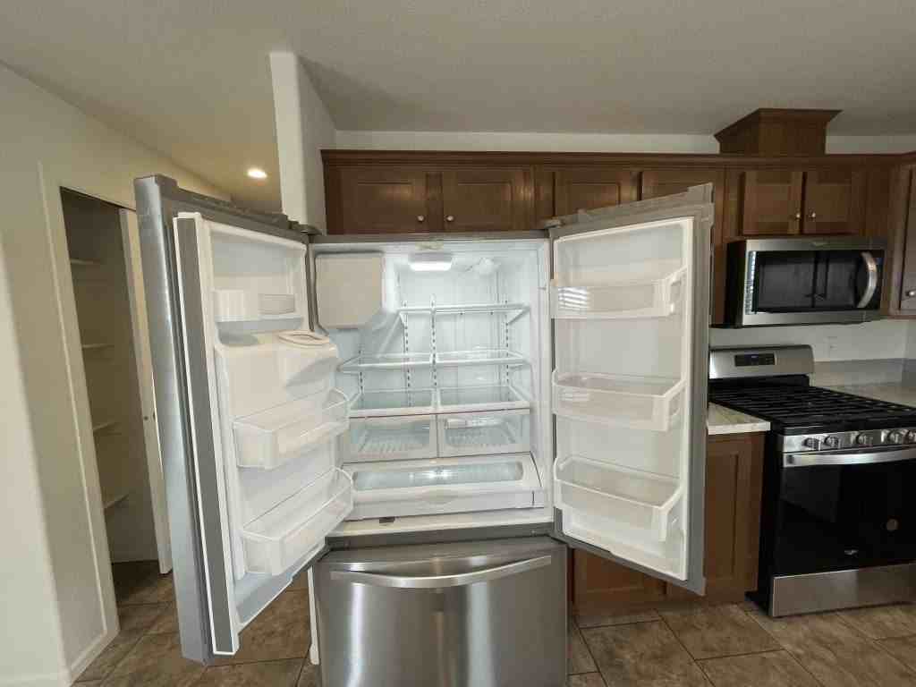 10701 N 99th Ave #0198 - Photo 6 of 10