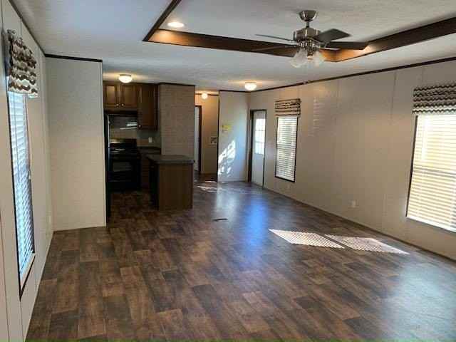 1435 D St #1435 - Photo 4 of 21