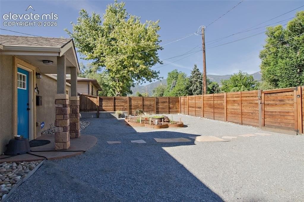 309 N 19th St - Photo 4 of 37