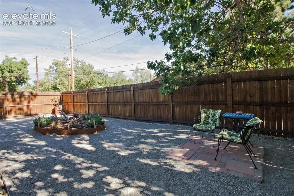 309 N 19th St - Photo 5 of 37