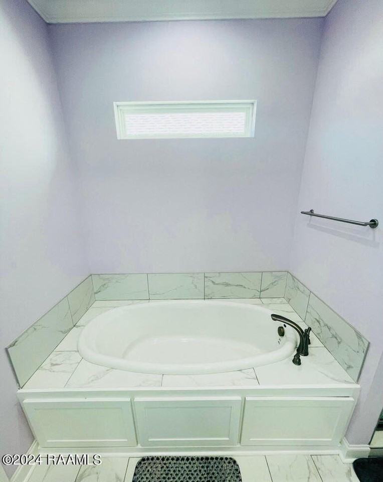 308 Redfern St - Photo 7 of 13