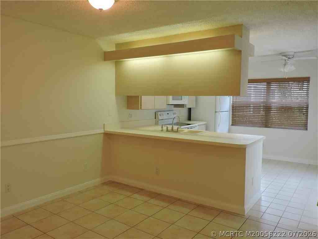 2865 Sw Lakemont Pl - Photo 6 of 21