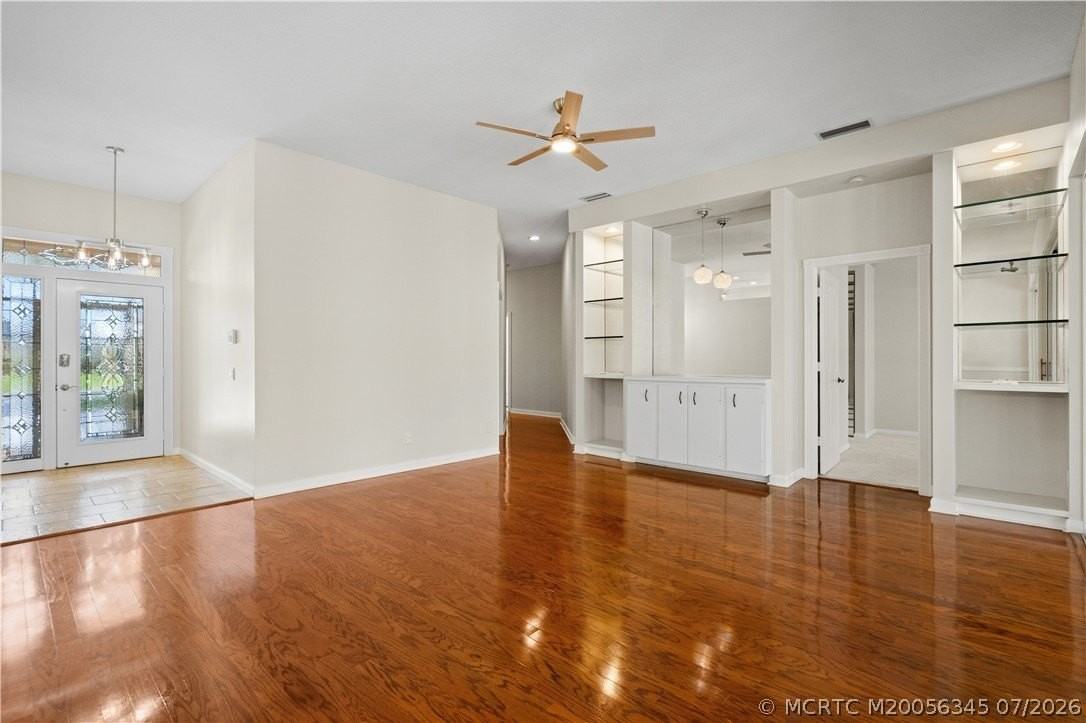 2699 Sw Prospect Pl - Photo 7 of 35