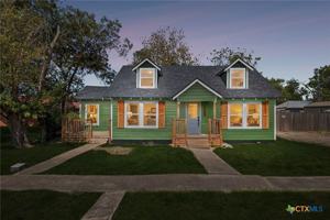 featured image of 223 Nw Front St