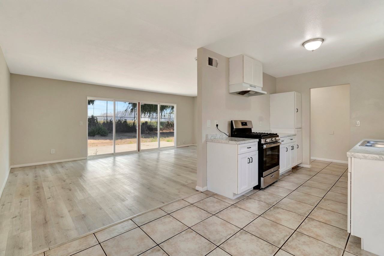 132 Prospect St #132 - Photo 4 of 27