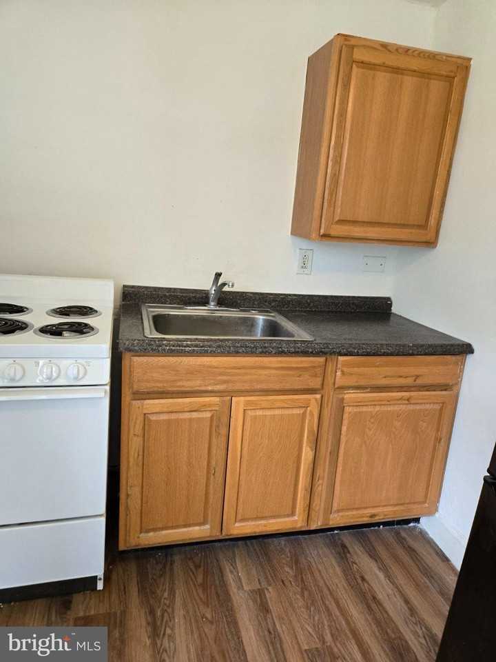 3050 State Rd - Photo 3 of 6