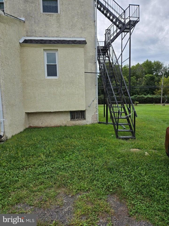 3050 State Rd - Photo 5 of 6