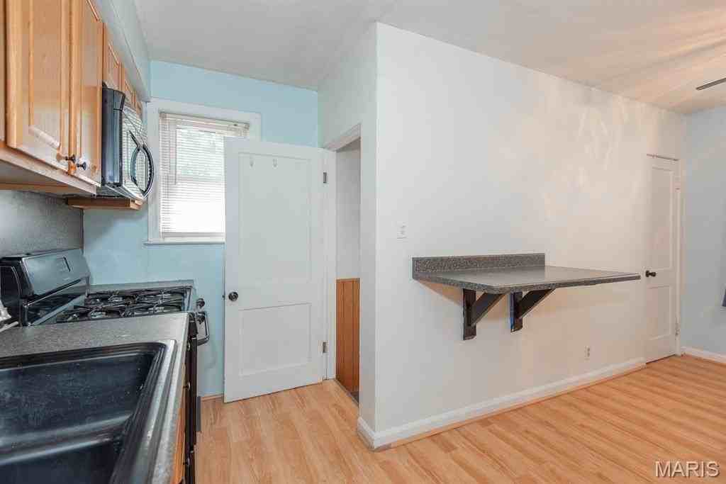 3818 Wabash Ave - Photo 2 of 22