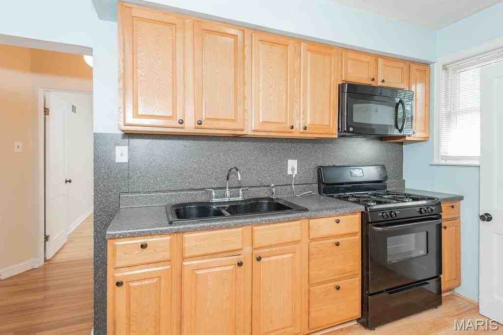 3818 Wabash Ave - Photo 6 of 22